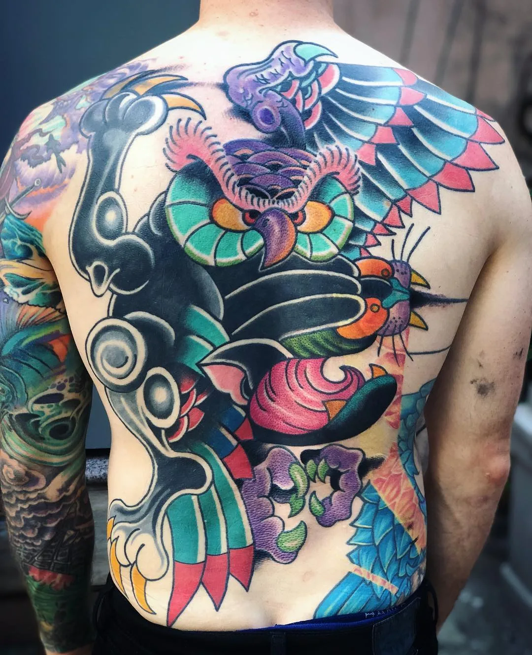 Tatuagem de artista de grafite Davee Blows, design de grafite colorido nova escola tatuagem