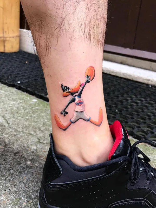 color cartoon Tatuagem em ankle #25828 | Tatuador Alberto Marzari