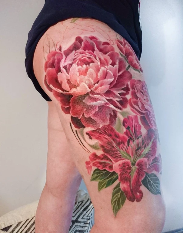 Realism Flower, Peony tattoo on Thigh