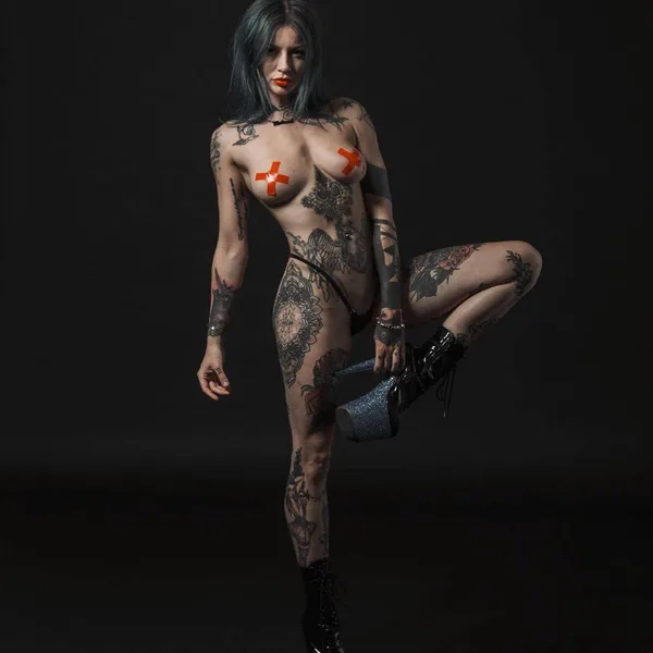 Tatuaggio #32755 | Modello di tatuaggi Rebecca Crow