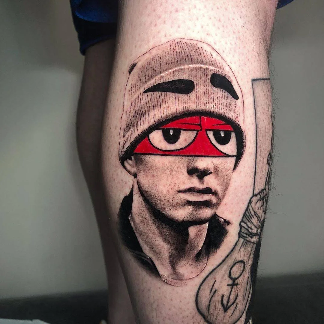 Tatuatore Mat Rule, tatuaggio a colori con tecnica New School + realismo nero e grigio | Parigi, Francia