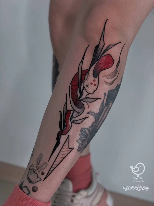 Иллюстративная Koi fish, Arrow tattoo на Икра