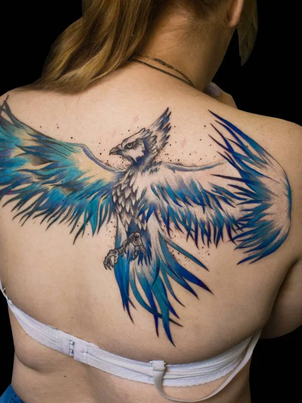 female color watercolor татуировка на upper back #33249 | Тату мастер Мария Фомичева