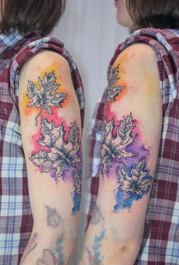 Акварель Leaf tattoo на Плечо