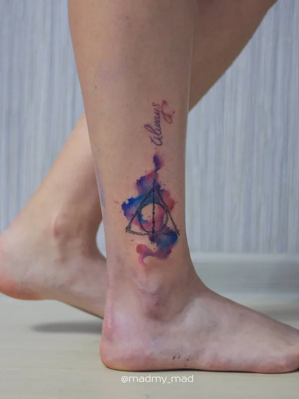 color watercolor 纹身 在 ankle #33595 | 纹身师 Мария Жиркова
