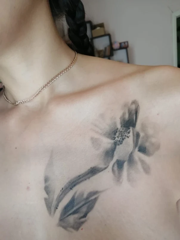 Акварель Flower, Leaf tattoo на Грудь