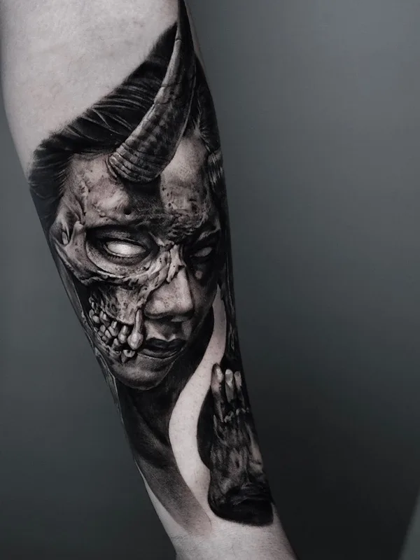 black and grey realism Tatuaggio su forearm #37988 | Tatuatore Андрей Попов