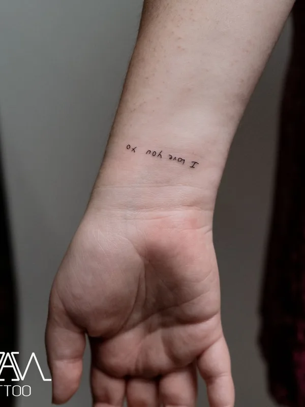 black fineline Tatuaggio su wrist #43188 | Tatuatore Evan Kim