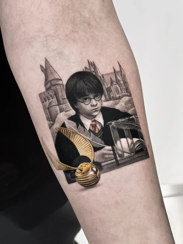 black and grey realism Tatuagem em forearm #43443 | Tatuador Fekete Dorina