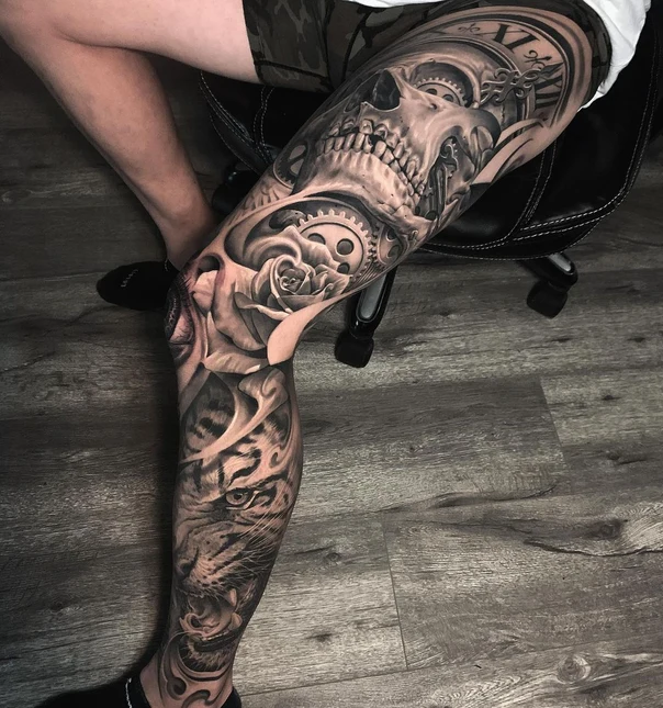 Realism Skull, Rose tattoo on Full leg