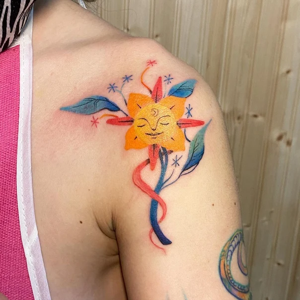 Illustrative Sun, Floral tattoo on Shoulder