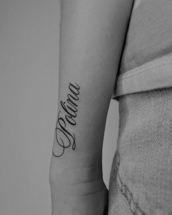 Каллиграфия Name tattoo на Запястье