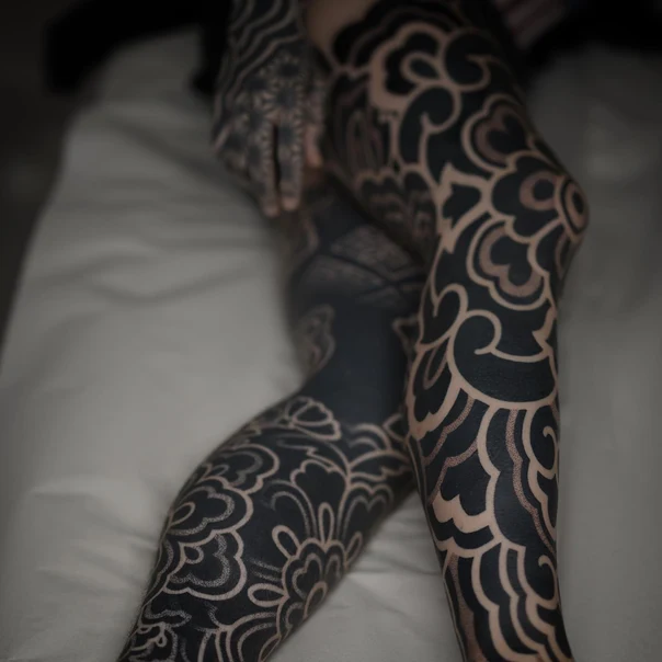 Blackwork Floral, Cloud tattoo on Full leg