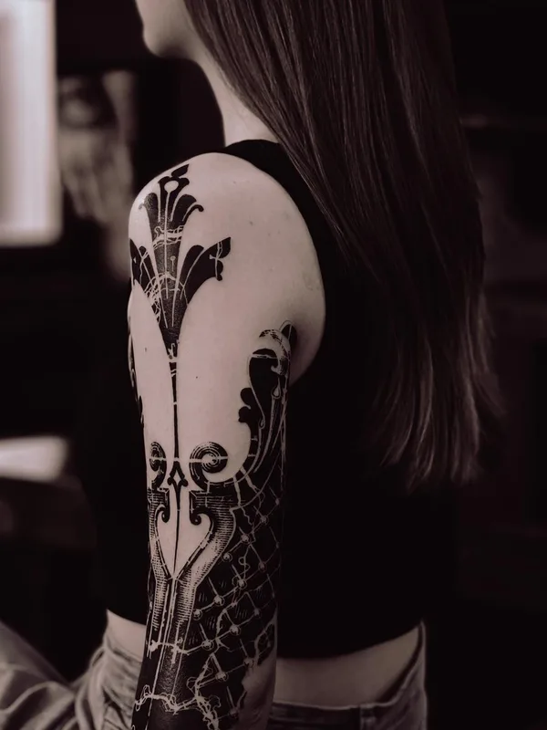 female black and grey blackwork Tatuaggio su full sleeve #59588 | Tatuatore Антон Тычков