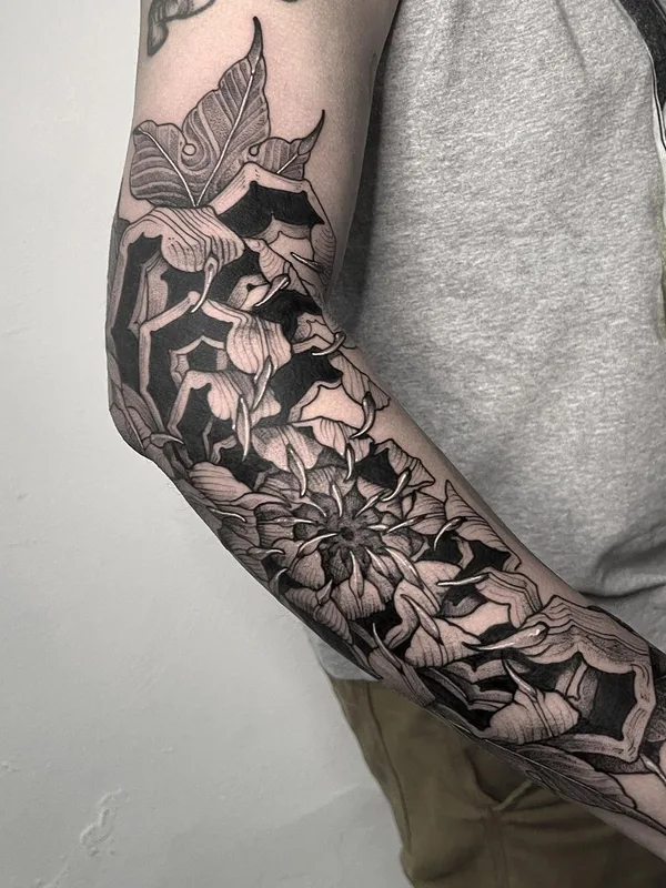 black and grey blackwork 타투 부위 forearm #59613 | 타투이스트 Erick Cuevas