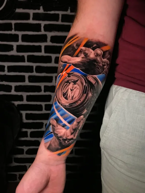 color realism Tatuaggio su forearm #59638 | Tatuatore Антон Каменских 