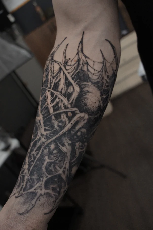 Блэкворк Spider, Web tattoo на Предплечье