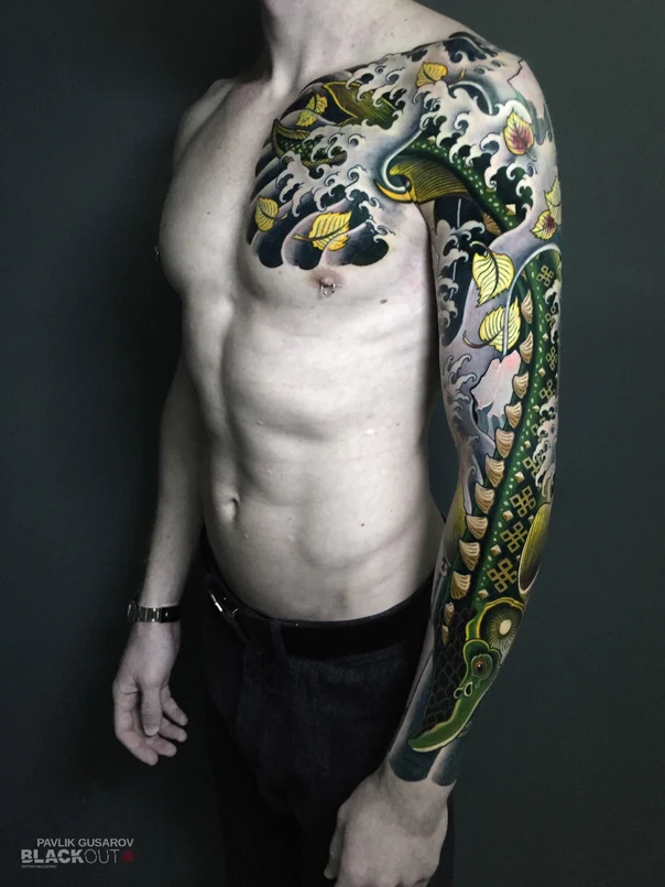 Японская Dragon, Waves tattoo