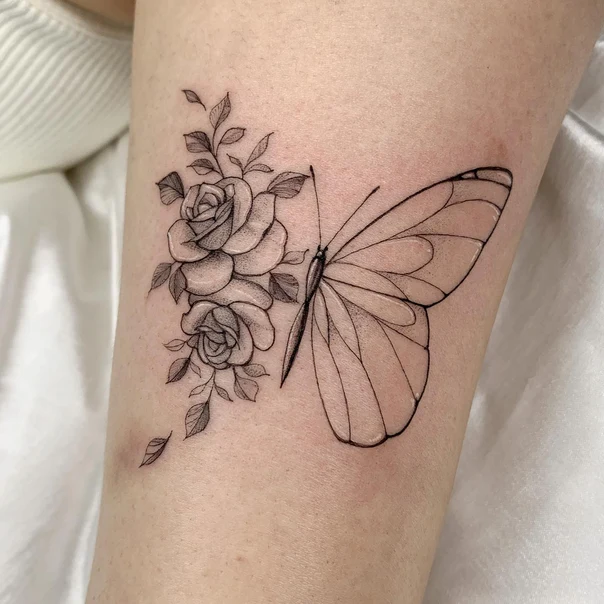 Abstract Blackwork tattoo on Forearm