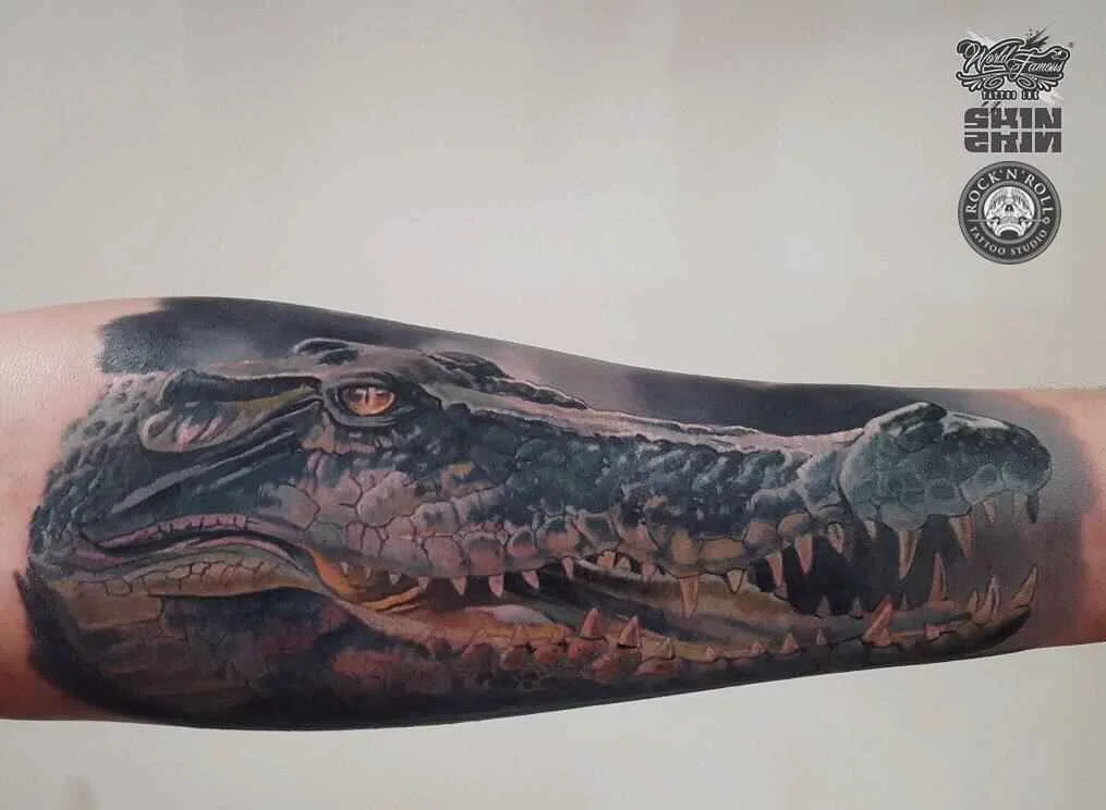 Artista di tatuaggi Dima Khominskiy, tatuaggi in colore e nero e grigio, realistici | Wroclaw, Polonia