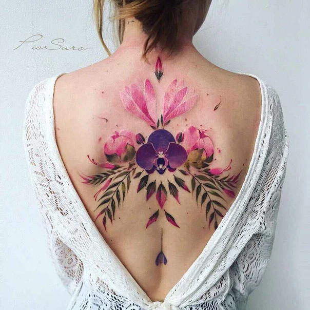 Акварель Flowers, Leaves tattoo на Верхняя часть спины