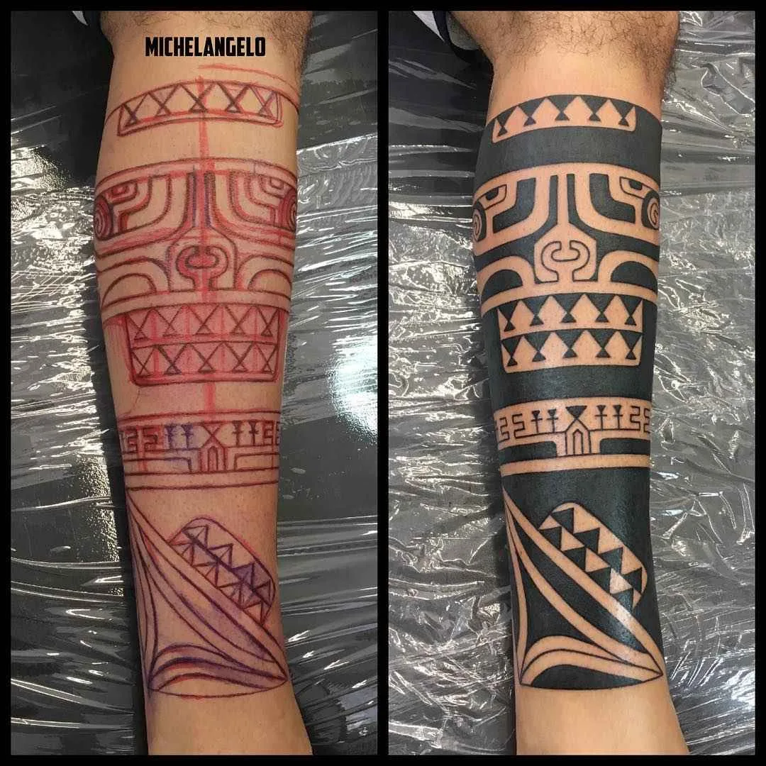 Tattoo artist Michelangelo blackwork tribal tattoo