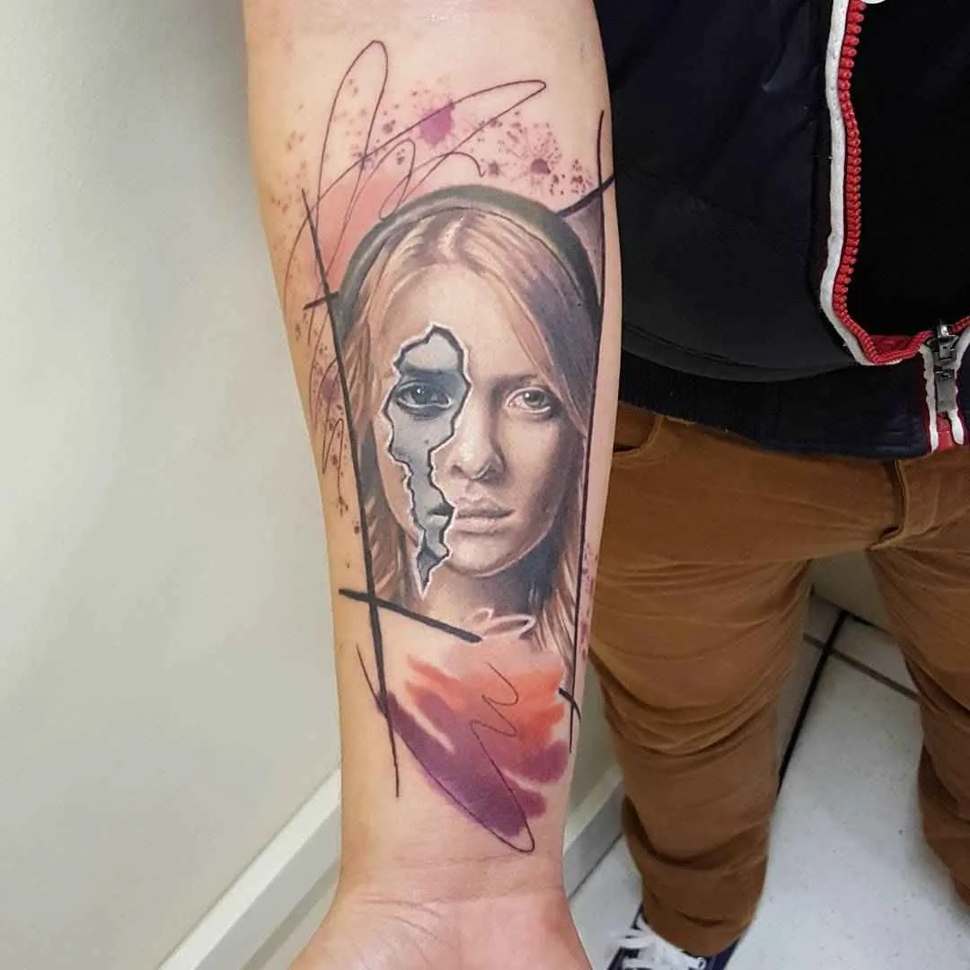 Artista del tatuaggio Renata Jardim bozzetto acquerello ritratto realismo tatuaggio | São Paulo, Brasile