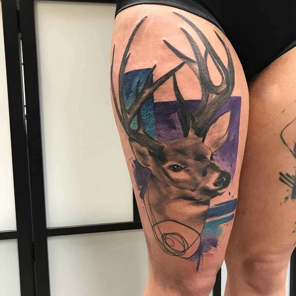 Realism Deer, Geometric tattoo on Thigh