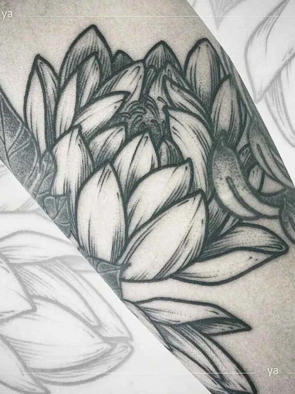black and grey blackwork Tatuagem em forearm #14830 | Tatuador Анастасия Ятссон