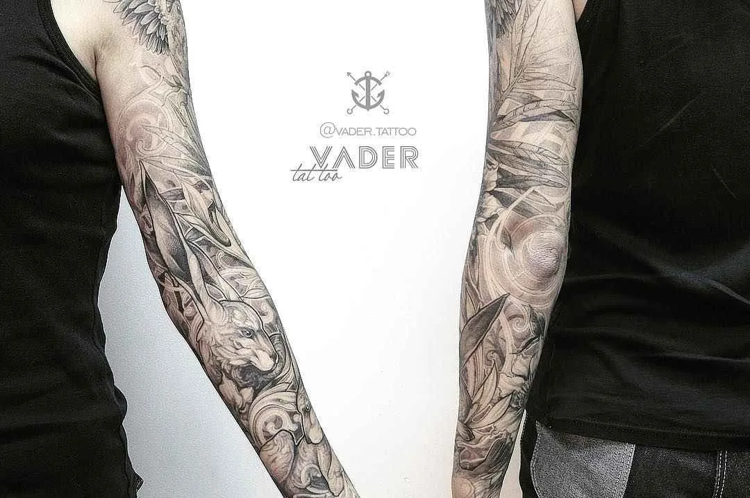 Tattoo artist Tatiana Vader authors dotwork watercolor tattoo | Saint Petersburg, Russia
