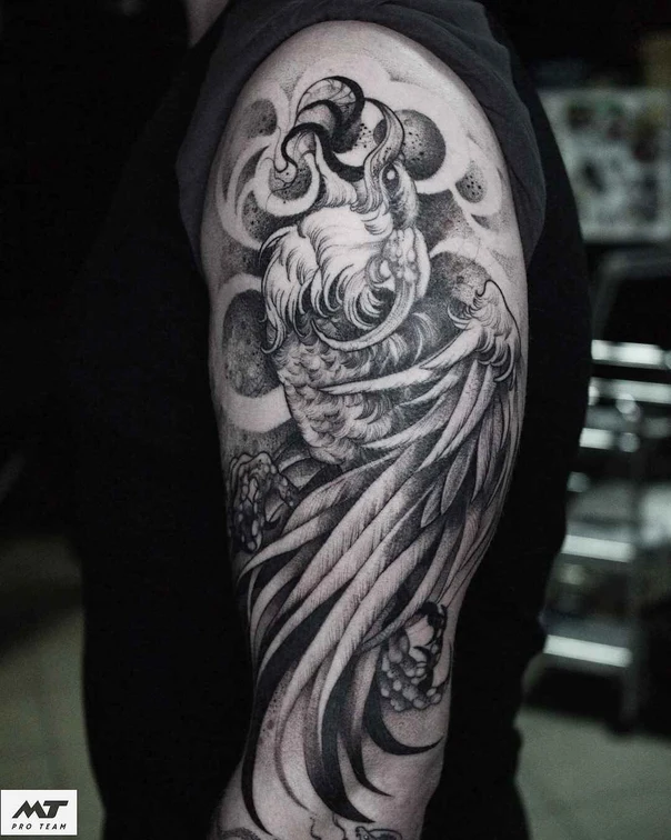 Блэкворк Phoenix, Wings tattoo на Плечо