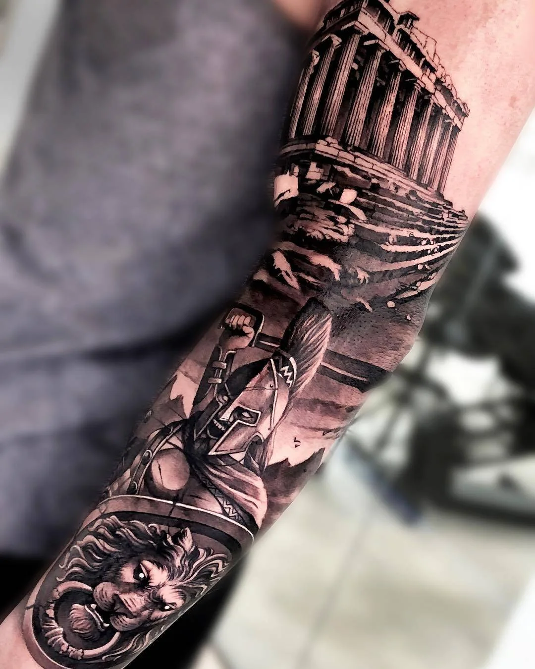 Artista di tatuaggi Matias Noble, ritratto nero e grigio realistico, Noble Art Gallery | Valencia, Spagna