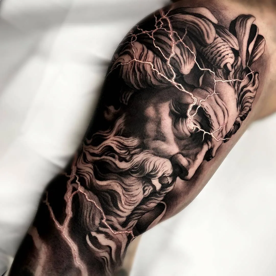 Artista di tatuaggi Matias Noble, ritratto nero e grigio realistico, Noble Art Gallery | Valencia, Spagna