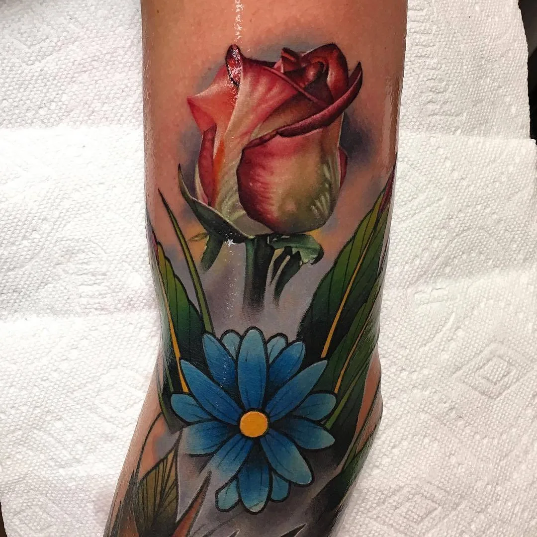 Tattoo artist John Yogi Barrett, authors style realistic tattoo with traditional images | USA