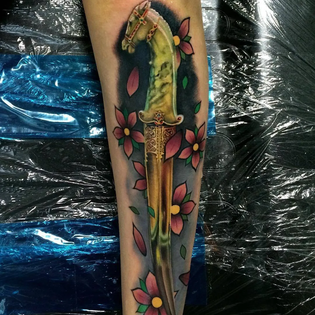 Tattoo artist John Yogi Barrett, authors style realistic tattoo with traditional images | USA