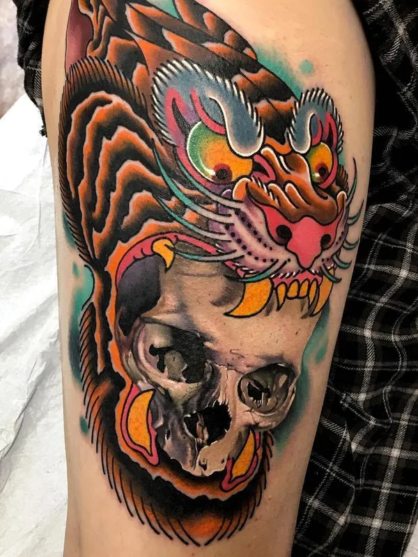 color neo traditional 纹身 在 thigh #26746 | 纹身师 John Yogi Barrett