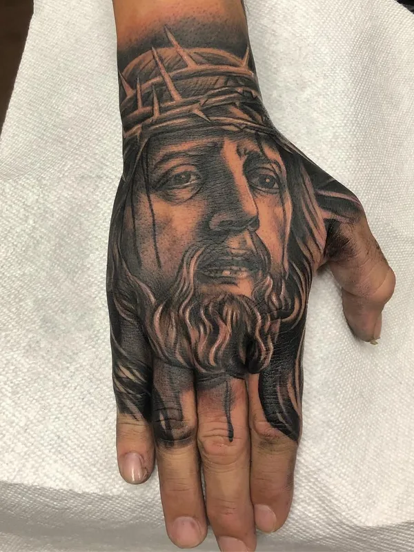 black and grey realism Tatuaggio su back of hand #26893 | Tatuatore Brian Gonzales