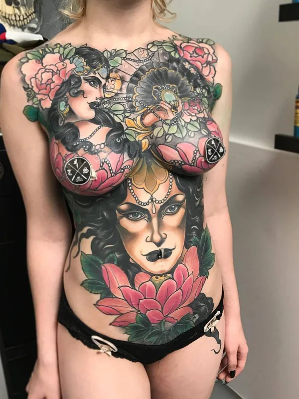 female color neo traditional 纹身 在 chest #26428 | 纹身师 Jake Danielson