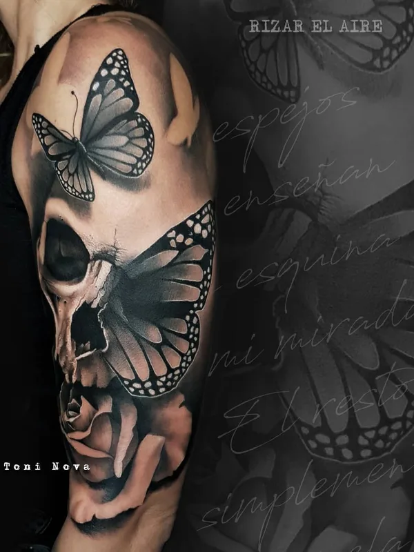 black and grey realism Tatuagem em shoulder #26989 | Tatuador Toni Nova