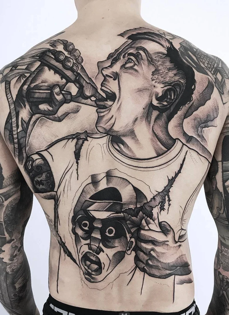 Artista di tatuaggi Maurycy Szymczak
