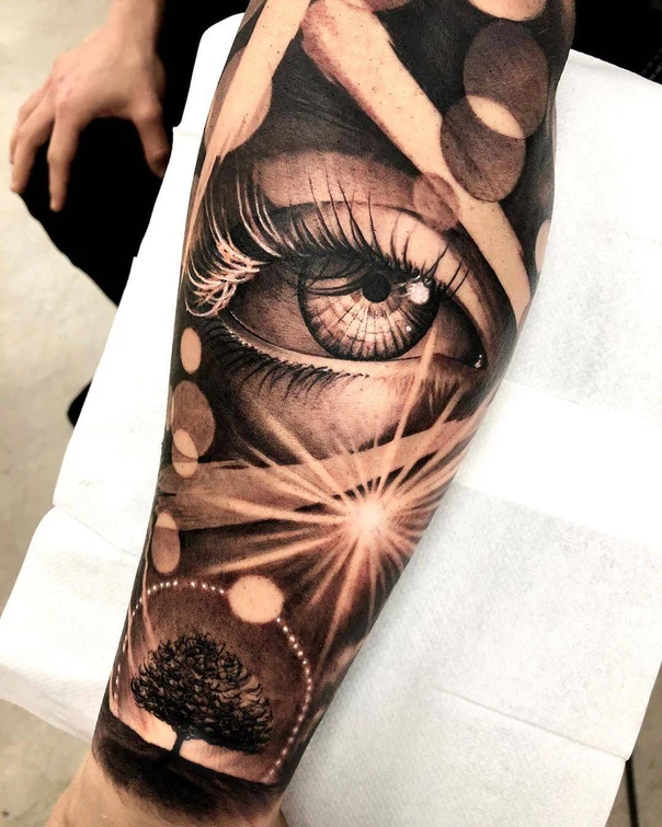 Realism Eye, Tree tattoo on Forearm