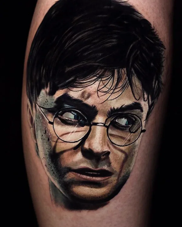 color realism Tatuaggio su calf #26305 | Tatuatore Никита Пятницкий