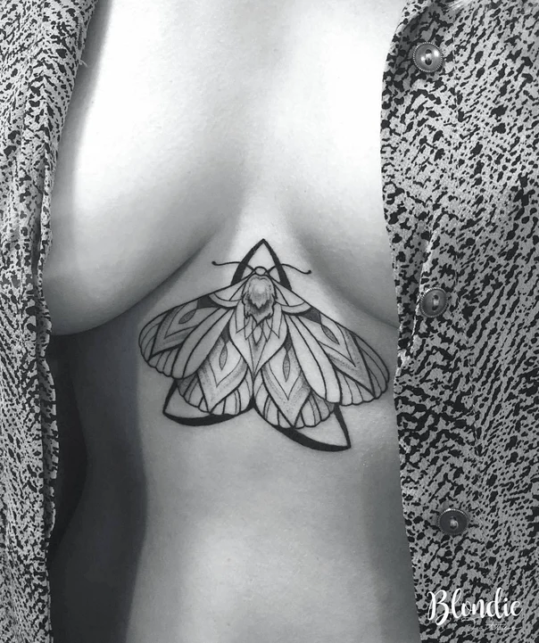 Blackwork Moth, Geometric tattoo on Sternum