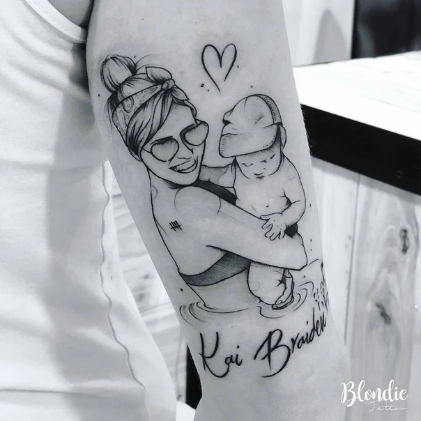 Blackwork Mother and child, Heart tattoo on Forearm