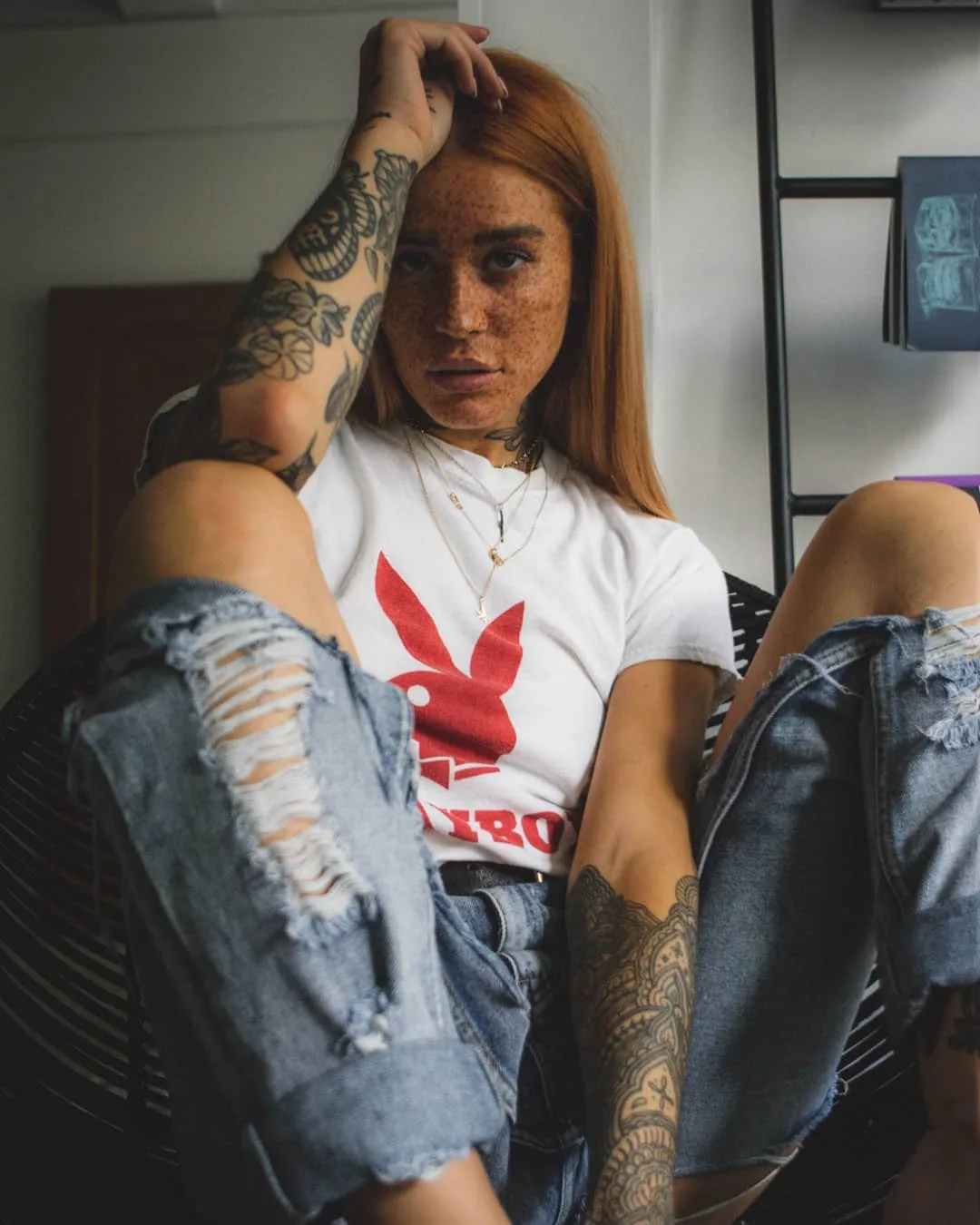 Татуированная модель Polly Ellens, девушка с тату, альтернативная фото модель | Лондон, Великобритания