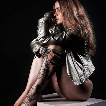 11 самых горячих фото яркой и уникальной Polly Ellens