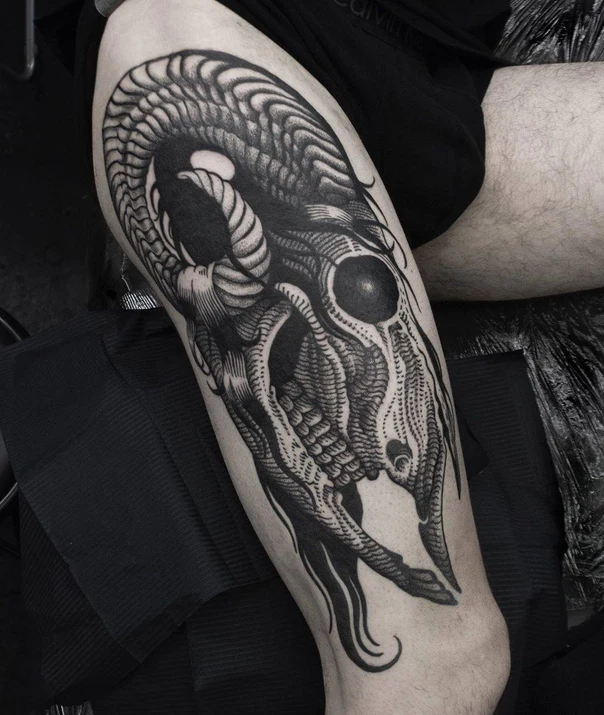 Blackwork Skull tattoo on Thigh
