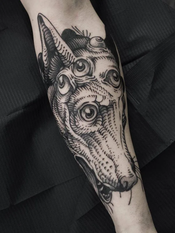 black and grey blackwork 纹身 在 forearm #33900 | 纹身师 MISHLA