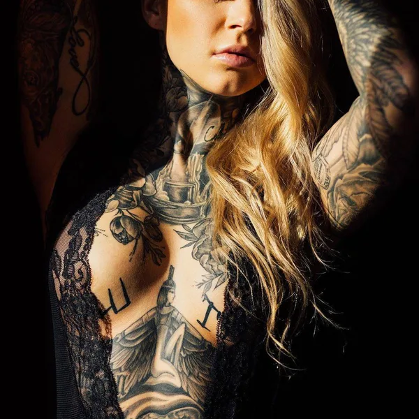 타투 #34091 | 타투 모델 Daniela Bittner
