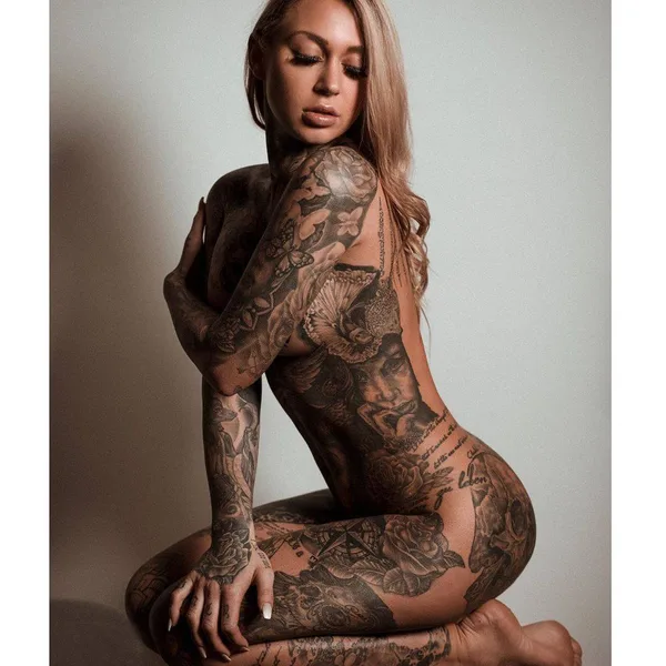 타투 #34087 | 타투 모델 Daniela Bittner